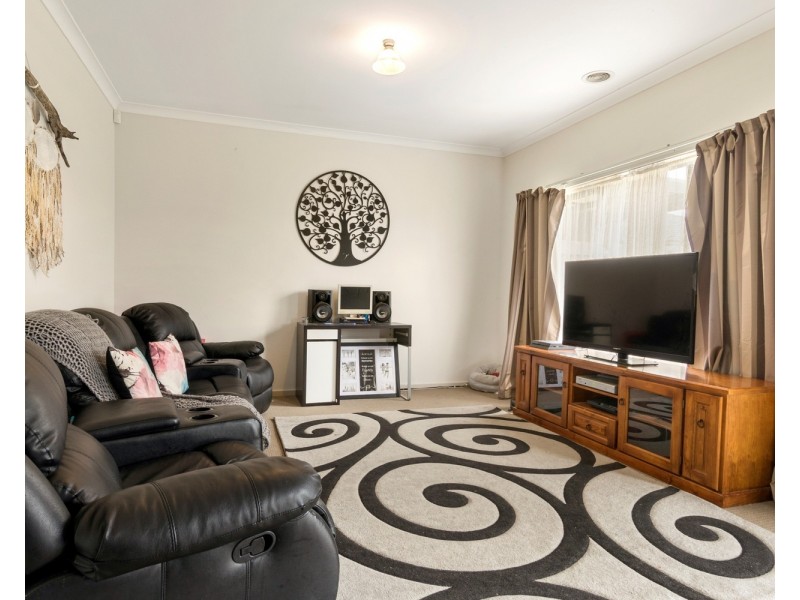 17 Dogherty Court, Bacchus Marsh VIC 3340