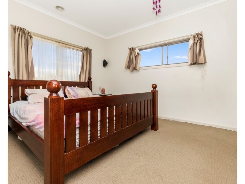 17 Dogherty Court, Bacchus Marsh VIC 3340