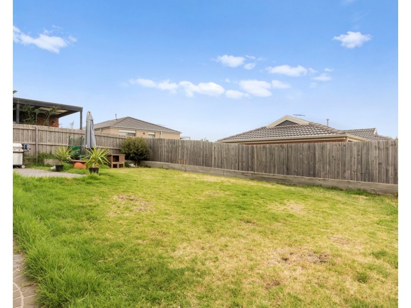 17 Dogherty Court, Bacchus Marsh VIC 3340