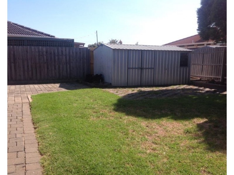 20 Carter Road, Melton VIC 3337