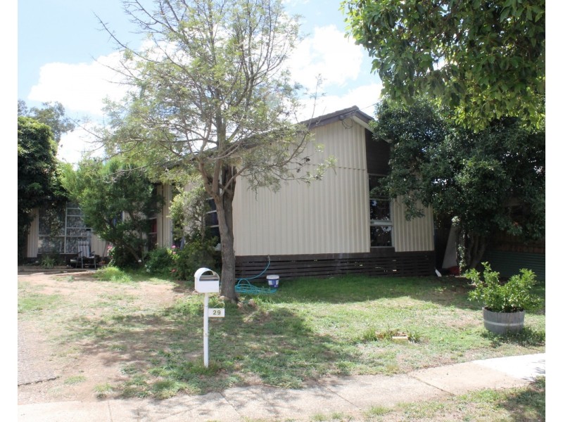29 Lyle Street, Bacchus Marsh VIC 3340