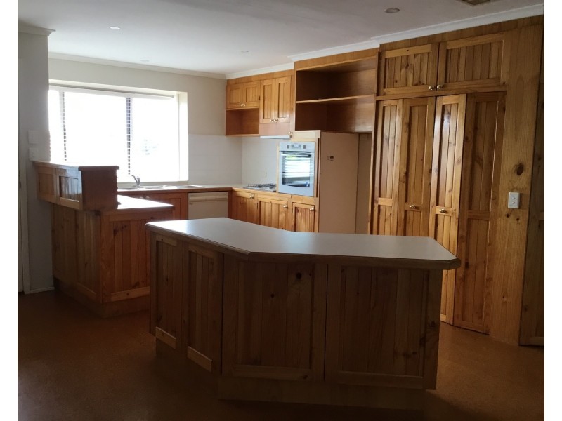 32 Dundas Street, Darley VIC 3340