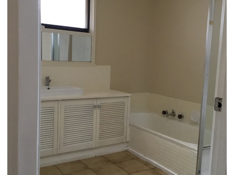 32 Dundas Street, Darley VIC 3340