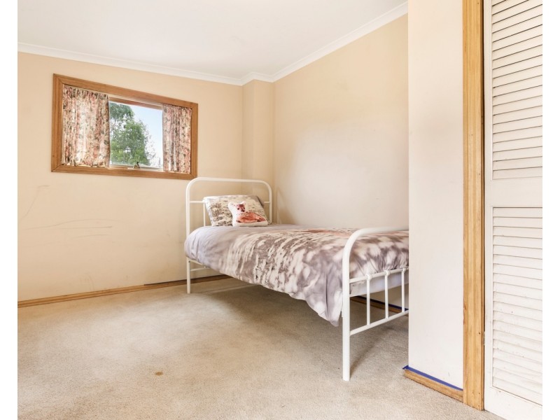 9 Pilmer Street, Bacchus Marsh VIC 3340