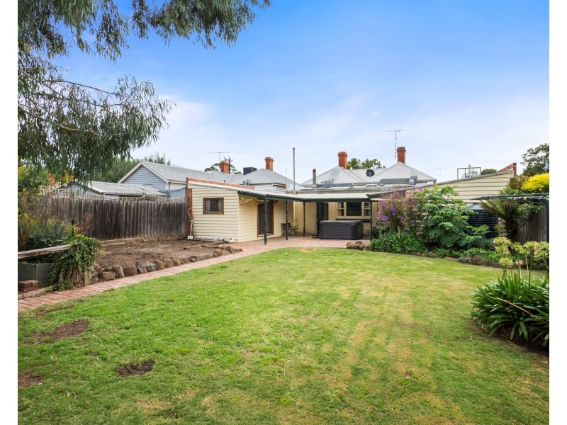 9 Pilmer Street, Bacchus Marsh VIC 3340