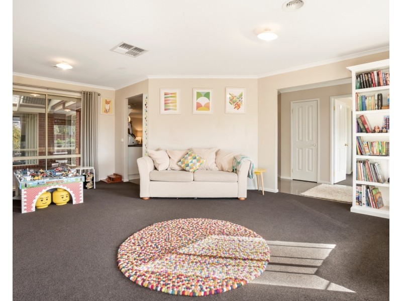 63 Labilliere Street, Bacchus Marsh VIC 3340