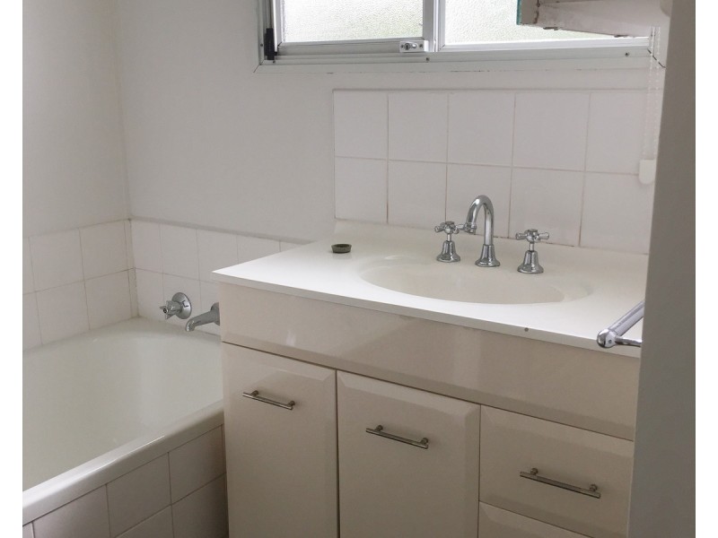 31 Oakwood Road, Albanvale VIC 3021