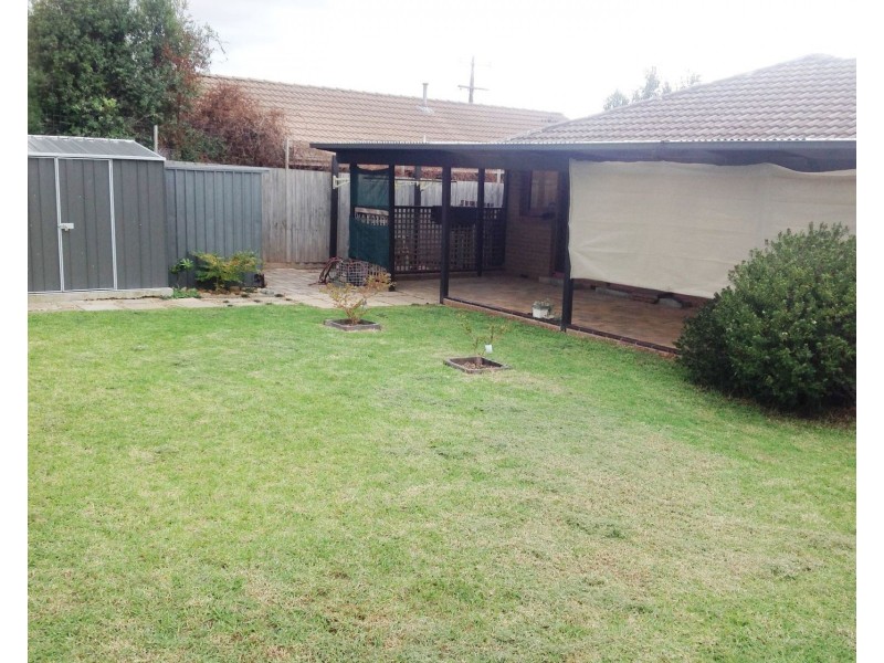 17 Davies Street, Bacchus Marsh VIC 3340