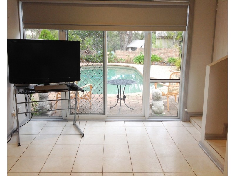 84 Sundew Avenue, Bacchus Marsh VIC 3340