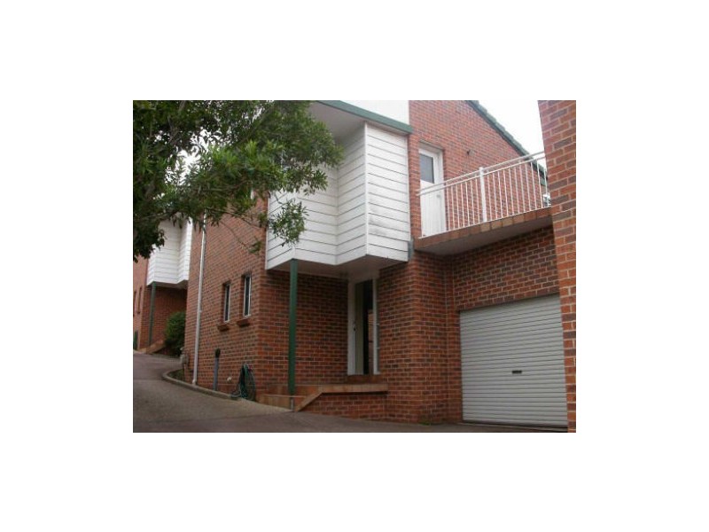 4/27 Staff Street , Wollongong NSW 2500