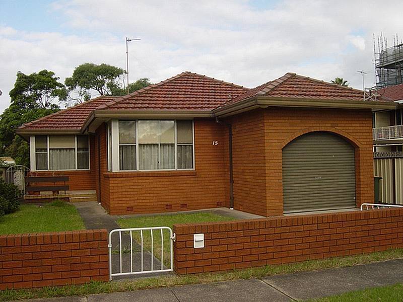 15 Beatson Street, Wollongong NSW 2500