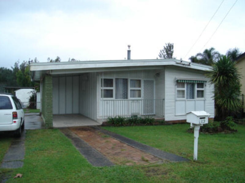 13 Brook Street, Dapto NSW 2530