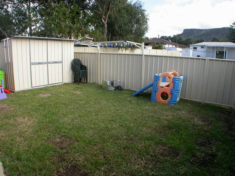 4/22-24 Jones Place, Corrimal NSW 2518