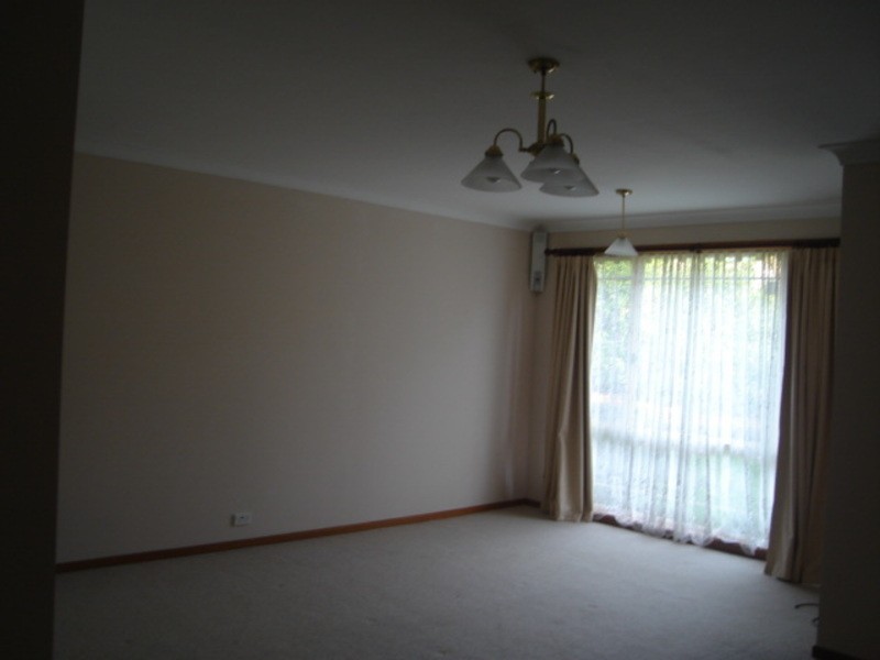 45 Booreea Blvd, Cordeaux Heights NSW 2526