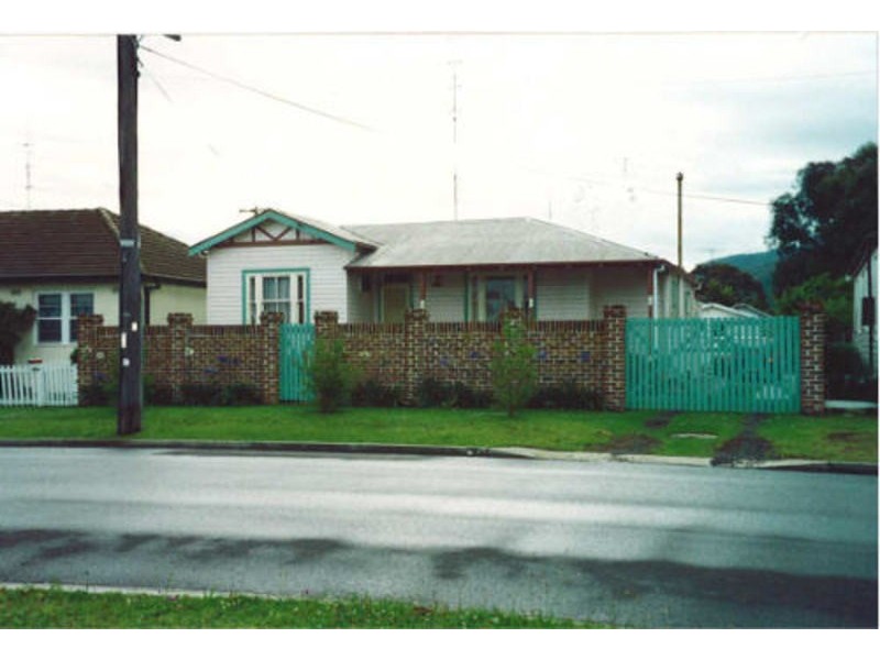 18 Porter Avenue, Wollongong NSW 2500