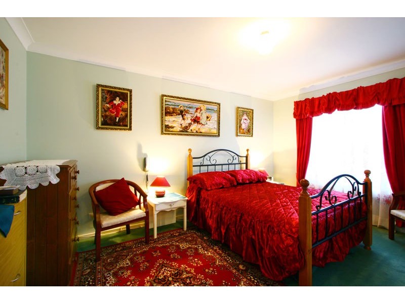 16 Ashmore Crescent, Kanahooka NSW 2530