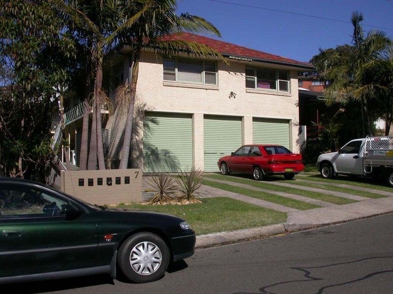 6/7 Kelvin Road, Coniston NSW 2500