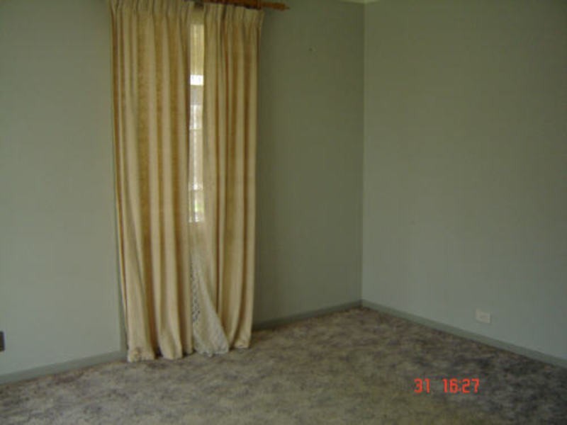 3 Paltarra Place, Cordeaux Heights NSW 2526