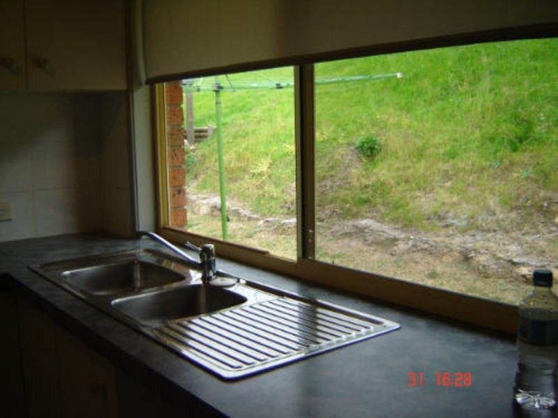 3 Paltarra Place, Cordeaux Heights NSW 2526