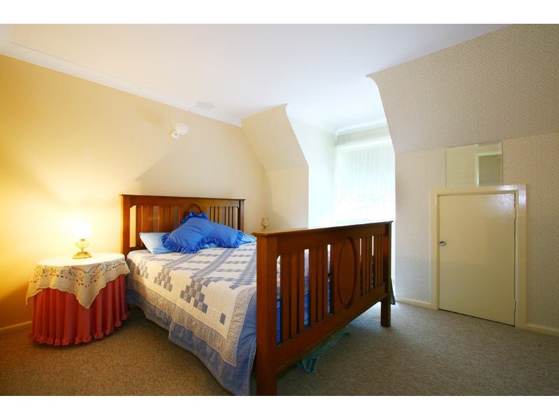 18 Gellatly Avenue, Figtree NSW 2525