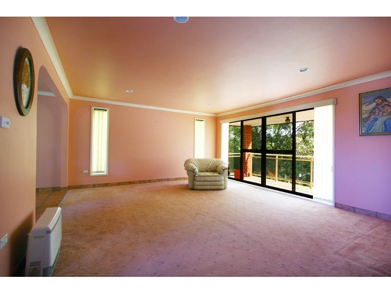 25 Poplar Street, Unanderra NSW 2526