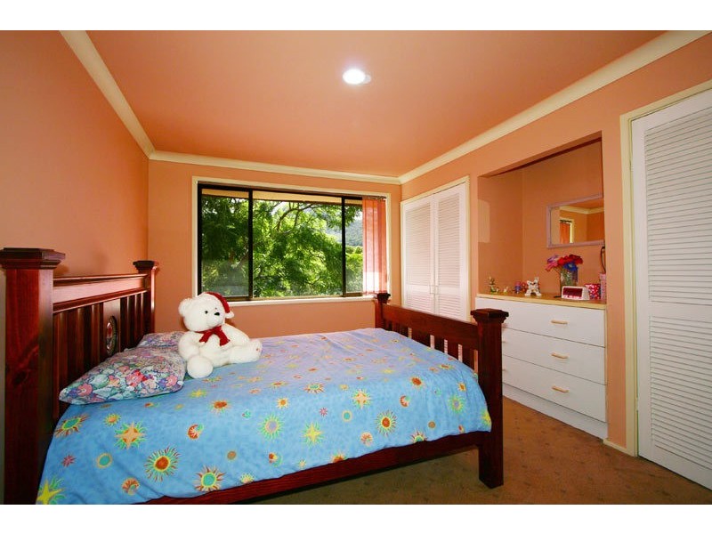 25 Poplar Street, Unanderra NSW 2526