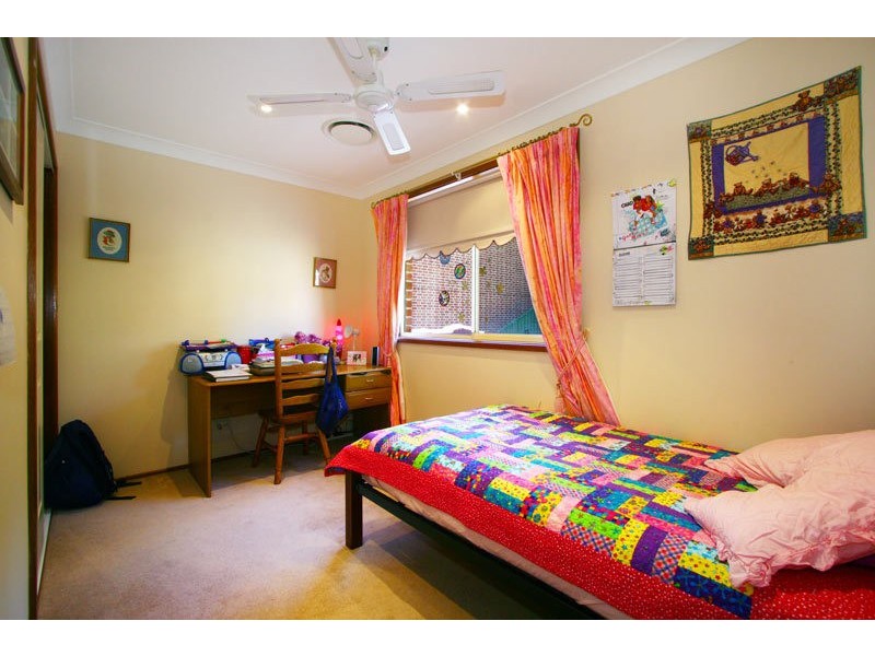 22 Darragh Drive, Figtree NSW 2525