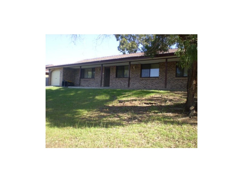 13 Woodlands Drive, Barrack Heights NSW 2528