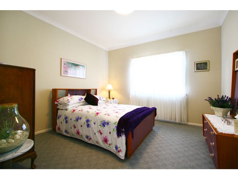 12 Luxor Street, Woonona NSW 2517