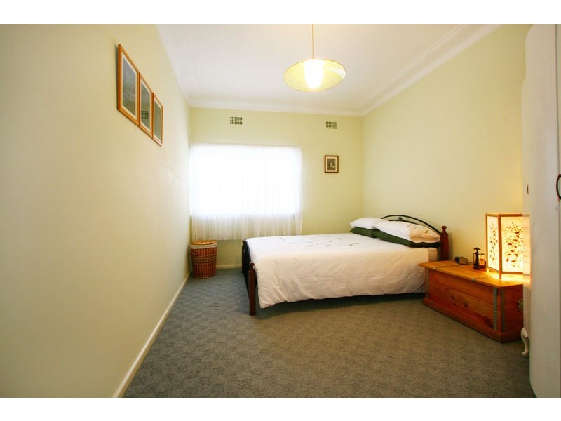 12 Luxor Street, Woonona NSW 2517