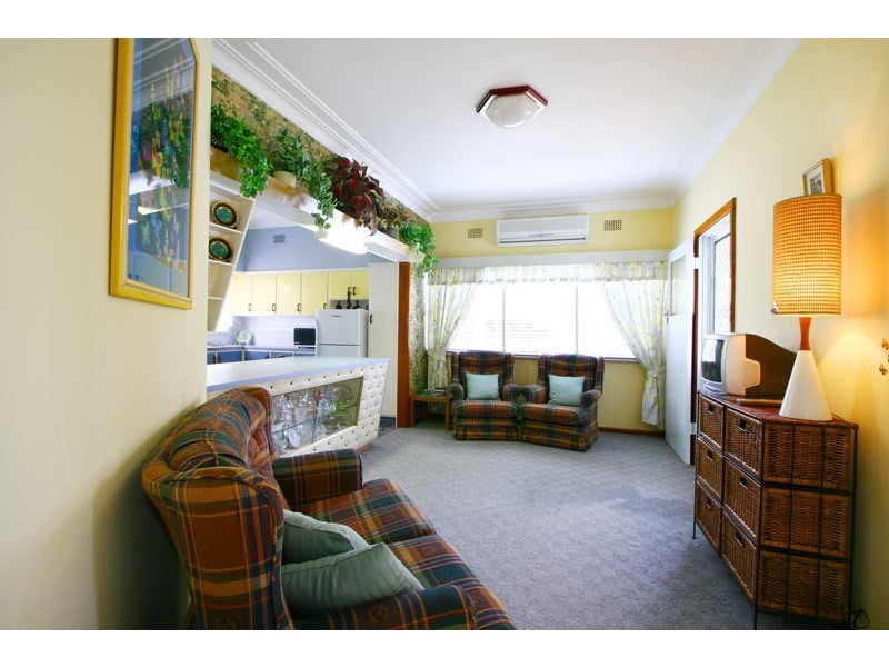 12 Luxor Street, Woonona NSW 2517