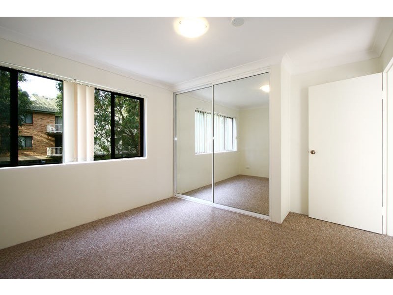 3/6-12 Hindmarsh Avenue, Wollongong North NSW 2500