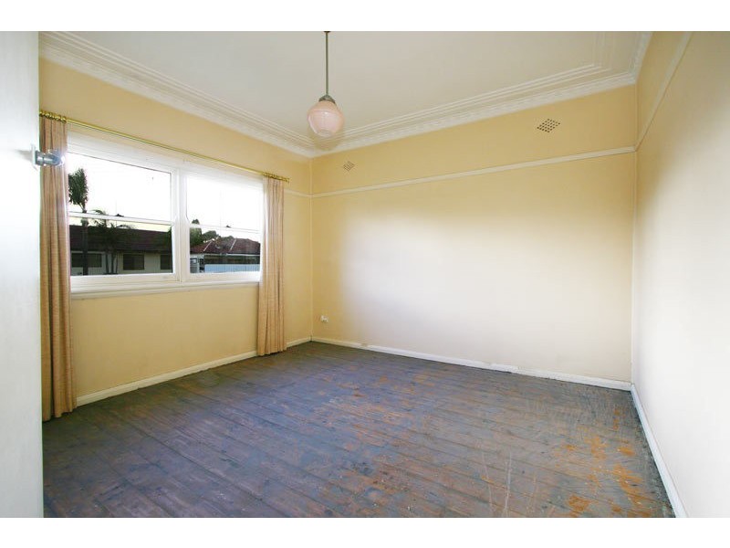 24 Ziems Avenue, Towradgi NSW 2518