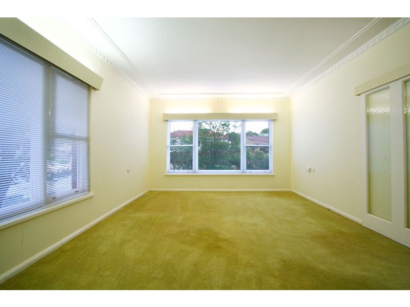 18 Booyong Street, West Wollongong NSW 2500