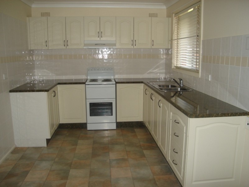 15 Beltana Avenue, Dapto NSW 2530