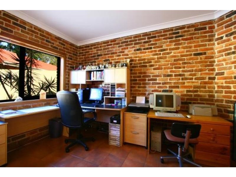 35 Bootie Street, Balgownie NSW 2519