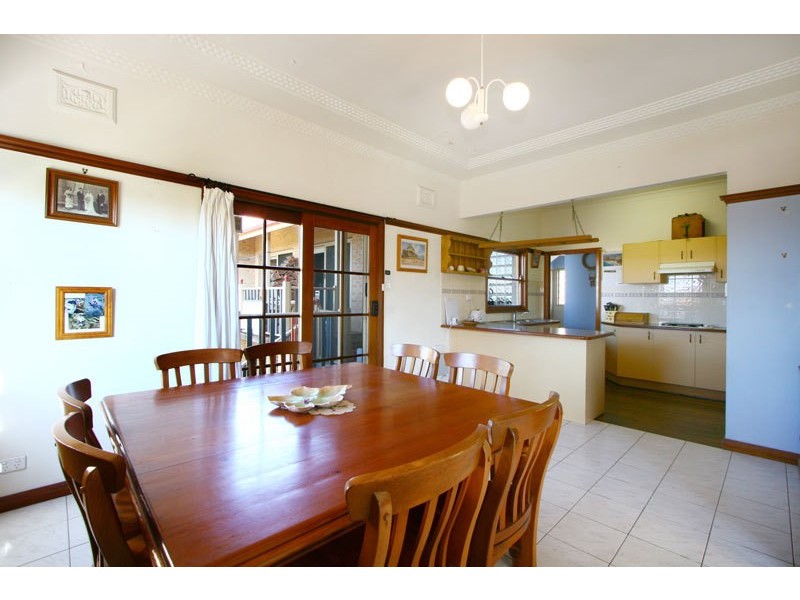 3 Henley Avenue, Wollongong NSW 2500