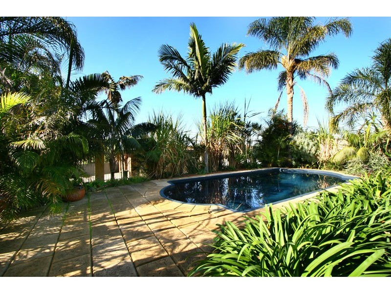 3 Henley Avenue, Wollongong NSW 2500