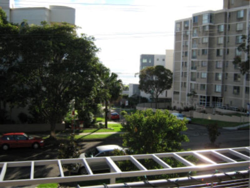 2/7-13 Edward Street, North Wollongong NSW 2500