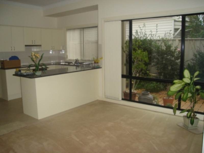 1/10 Matthew Street, Wollongong NSW 2500