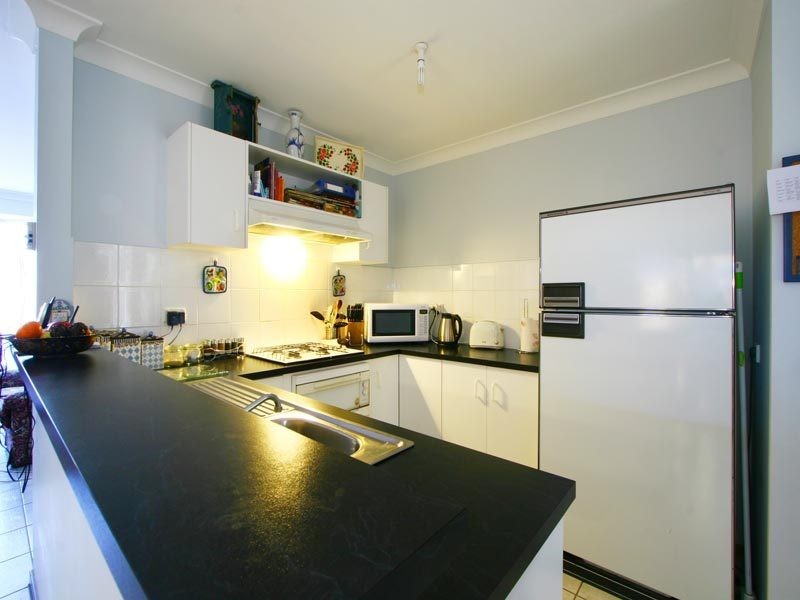 14 Jenail Place, Horsley NSW 2530