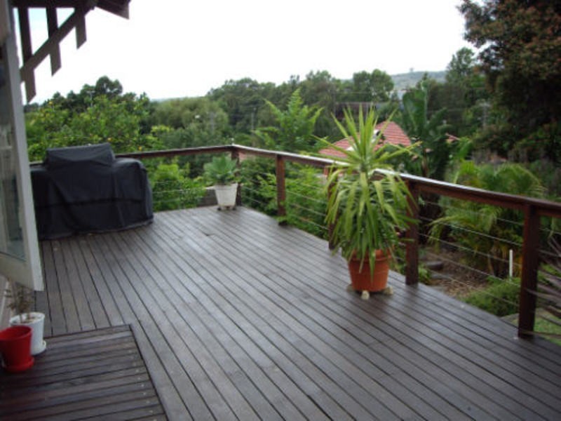 7 William Street, Unanderra NSW 2526