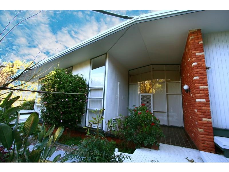 14 Garden Avenue, Figtree NSW 2525