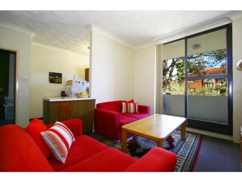 2/70 Smith Street, Wollongong NSW 2500
