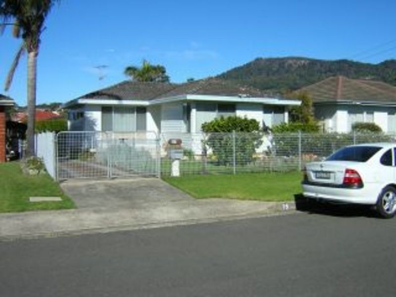 15 Duncan Street, Balgownie NSW 2519