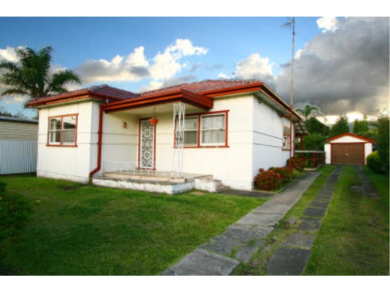 24 Ziems Ave, Towradgi NSW 2518