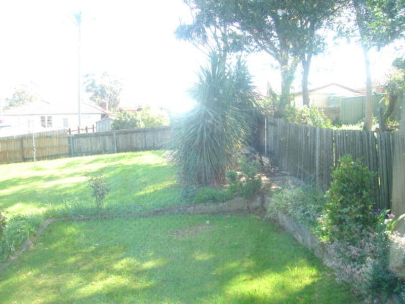 72 St Johns Avenue, Mangerton NSW 2500