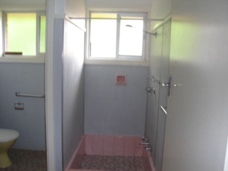 2/112 Robson Road, West Wollongong NSW 2500