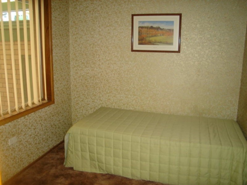 Room2/91 Robsons Road, Keiraville NSW 2500