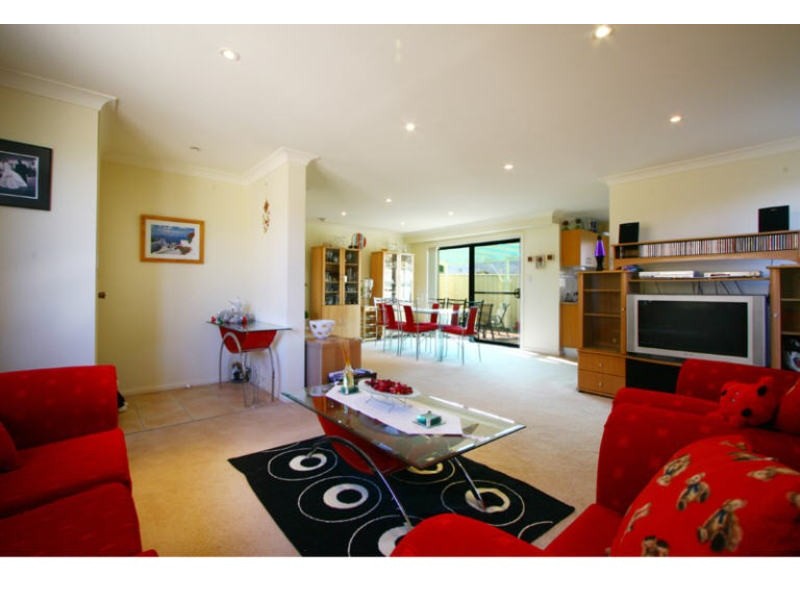 7/28 Russell St, Balgownie NSW 2519